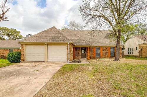 5312 Gregory Dr, Lewisville, TX 75028-1039