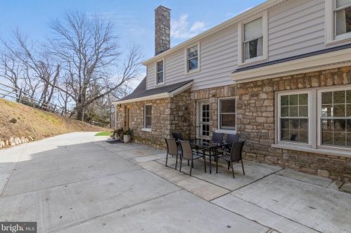 727 Baltimore Pike, Kennett Sq PA  19348-2405 exterior