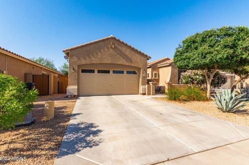 12160 Locust Ln, Avondale AZ  85323-7681 exterior