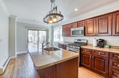 22 Rockaway Trl, Panamoka NY  11961-2262 exterior