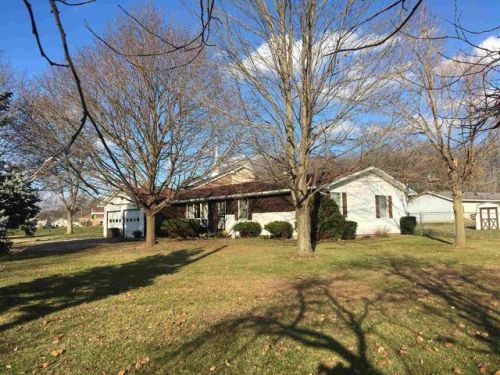 683 Albert Eckert Dr, North Webster, IN 46555-9705