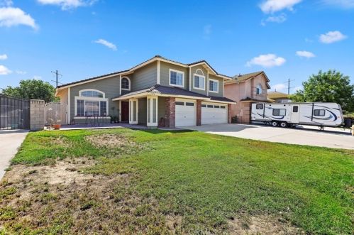 2828 Chaparral St, Ontario, CA 91761-9118