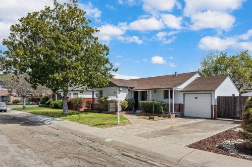 1578 Peters St, San Leandro, CA 94578-1858
