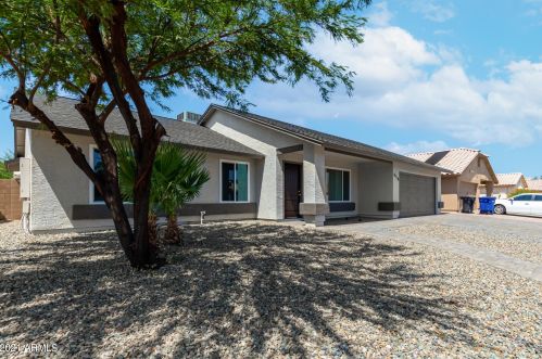 658 Los Feliz Dr, Chandler, AZ 85226-4991