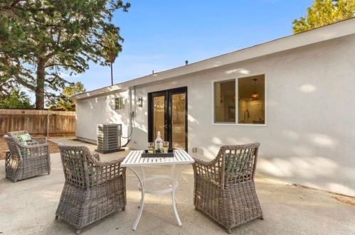 2079 Park Dale Ln, Encinitas CA  92024-4325 exterior