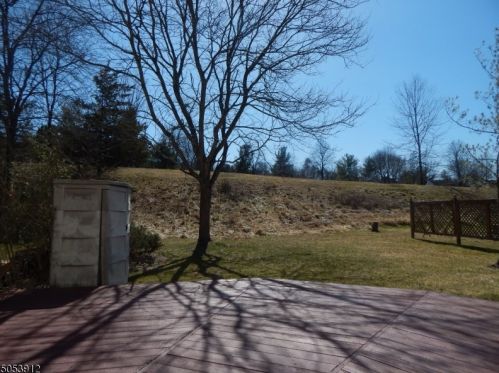 416 Cardinal Ln, Bedminster NJ  07921-1913 exterior