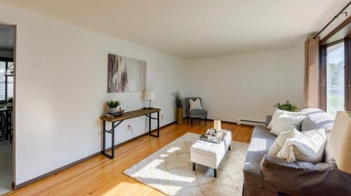 1116 Alva St, Menasha, WI 54952-2010