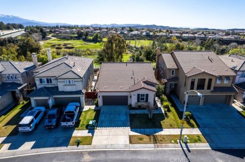 37227 Winged Foot Rd, Beaumont CA  92223-8010 exterior