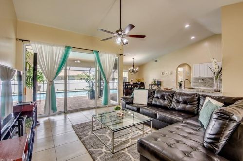 1311 10th Ter, Cape Coral, FL 33909-0015
