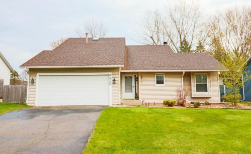 4474 Fawn Ridge Trl, Saint Paul, MN 55123-2089