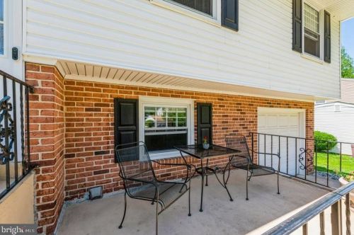 2604 Bittersweet Dr, Wilmington, DE 19810-1645