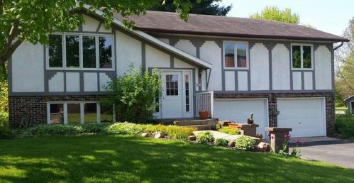 14013 2nd St, Osseo, WI 54758-7369