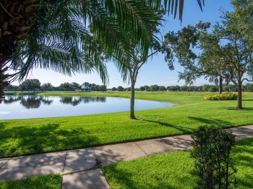 1690 Pointe Ct, Vero Beach, FL 32966-5598