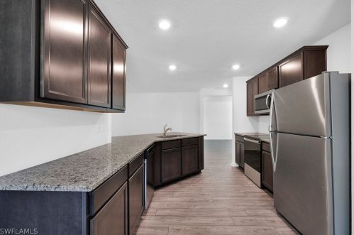 809 Franklin Ct, Ave Maria FL  34142-2796 exterior