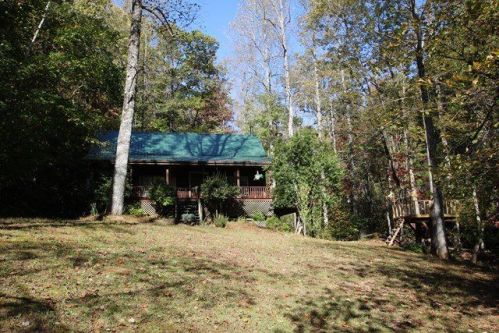 176 Shelton Rd, Hollis, NC 28040-5744