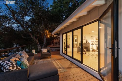 3550 Klamath St, Oakland CA 94602-4126 exterior