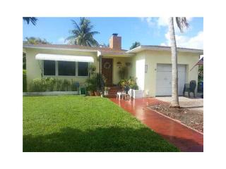 2530 Taylor St, Hollywood, FL 33020-4322