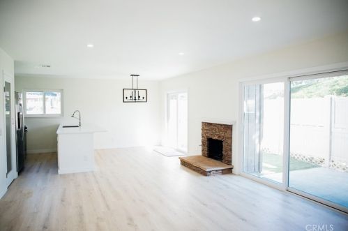 28741 Conejo View Dr, Calabasas, CA 91301-3376