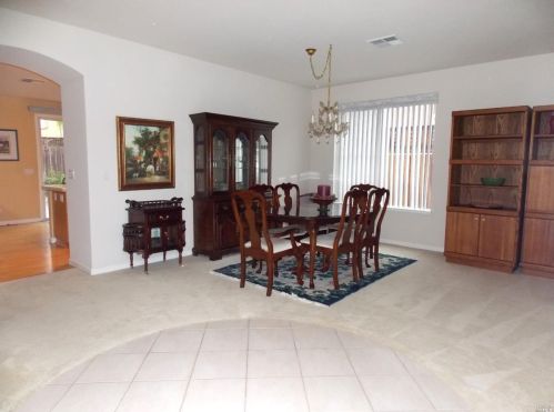 1409 Birdie Dr, Windsor CA  95492-8717 exterior