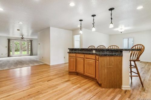 2824 Jackson St, Denver CO 80210-5639 exterior