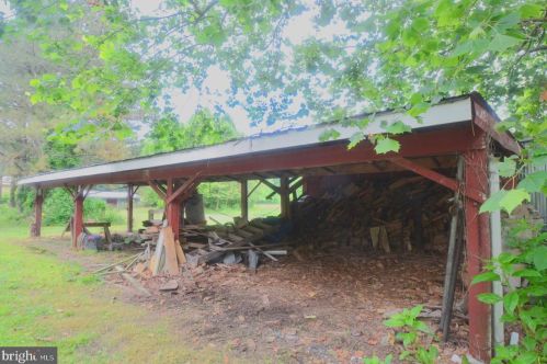 1823 Harvey Straughn Rd, Blackbird DE  19734-9646 exterior