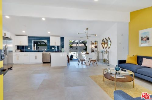 2031 Arnico St, Palm Springs CA  92262-4039 exterior