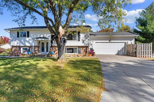 3391 Nautical Ave, Green Bay WI  54311-7235 exterior