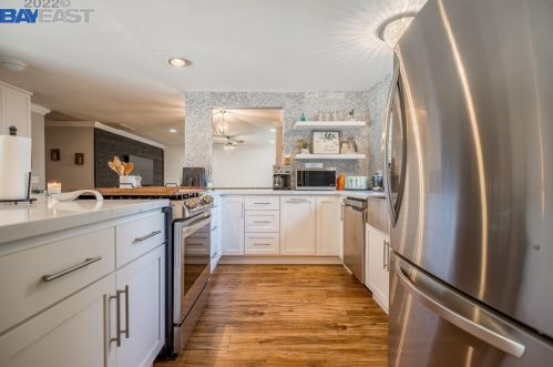 1617 Dulwich Dr, Modesto CA  95358-1021 exterior