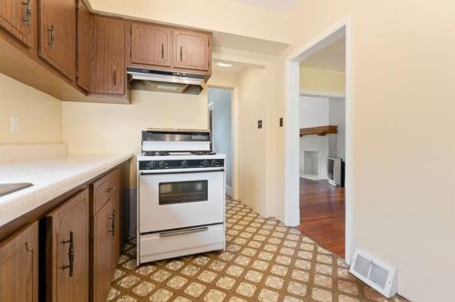 4329 Stanton Ave, Pittsburgh PA  15201-2243 exterior