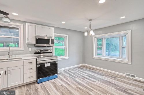 430 28th St, Harrisburg PA 17103-2108 exterior