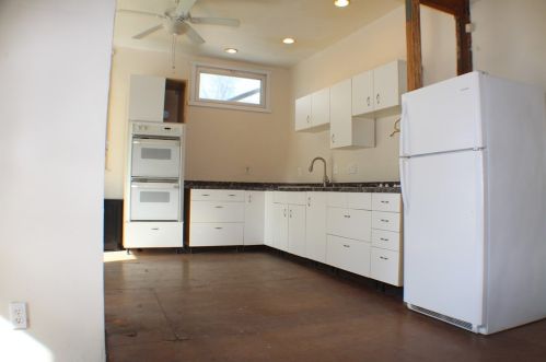 523 Lowell St, Pittsburgh, PA 15206-3356