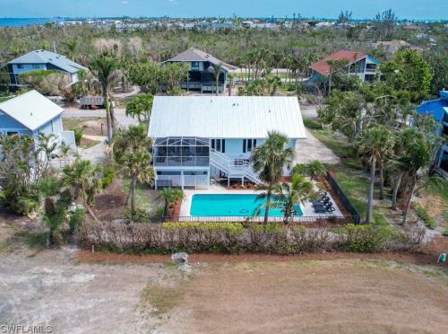1015 Sand Castle Rd, Sanibel FL  33957-3614 exterior