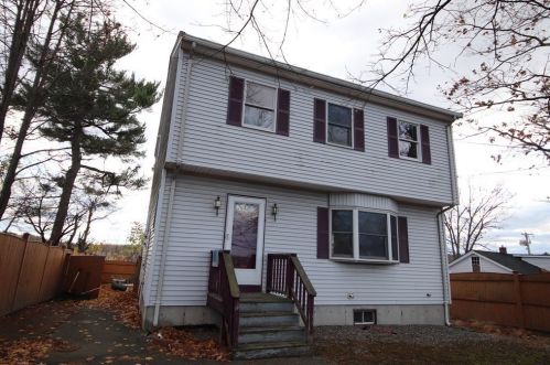 5 Pinehurst Ave, Saugus, MA 01906-1109