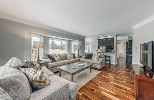 11616 Lafayette Pl, Thiensville WI  53092-1561 exterior