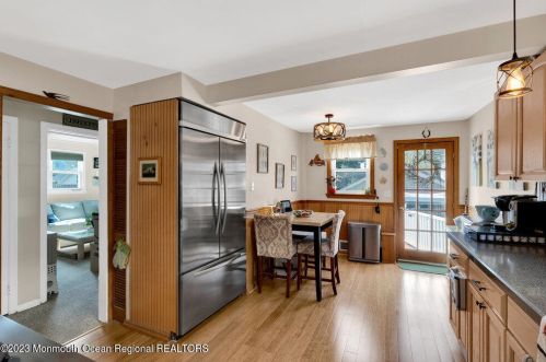 309 Ave, Belmar NJ 07719-2429 exterior