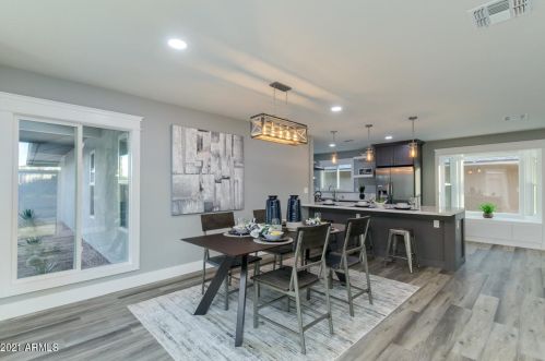 18232 Conquistador Dr, Sun City, AZ 85375-4658