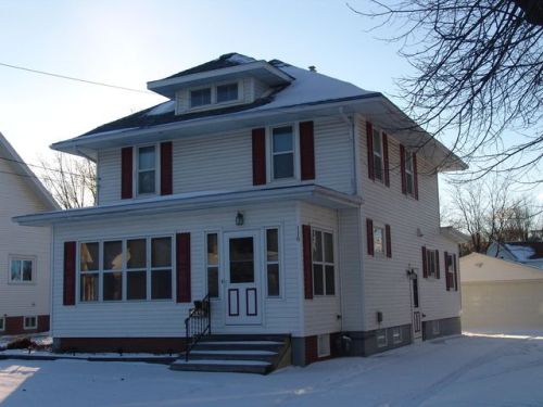 116 Juneau St, Horicon, WI 53032-1317