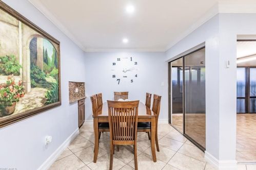 2161 42nd St, Naples, FL 34116-6469