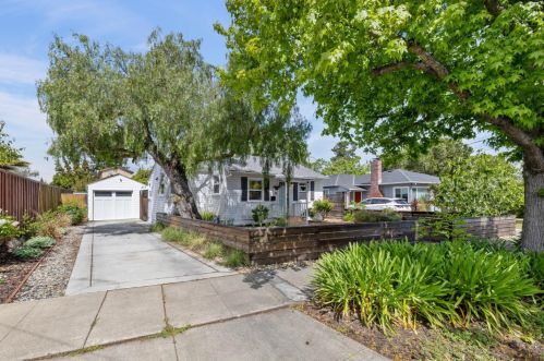 1107 17th Ave, Redwood City, CA 94063-4410
