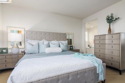 415 Sonnet Ct, Oakley CA  94561-5087 exterior