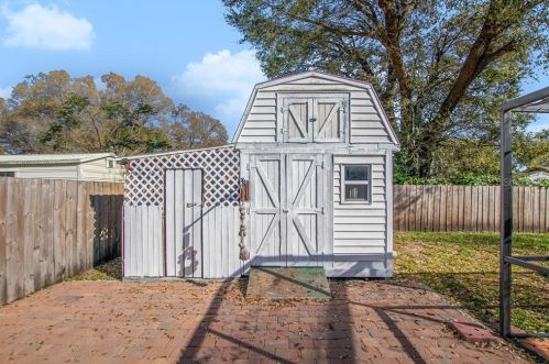 7233 Thomas Jefferson Cir, Bartow FL  33830-8935 exterior