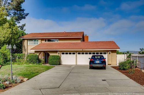 17380 Utopia Rd, San Diego, CA 92128-2372