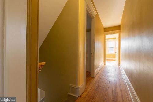 1151 Wood Ave, Easton PA  18042-3271 exterior