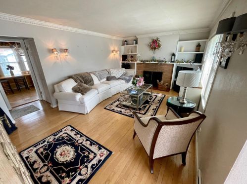 2506 Johnson Rd, Kenosha, WI 53143-1439