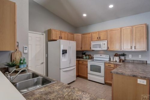 191 Galatea Dr, Pueblo CO  81007-2708 exterior