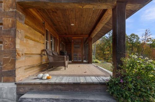 174 Page Rd, Ellsworth NH  03223-5422 exterior
