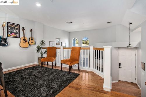 254 E St, Benicia CA  94510-3274 exterior