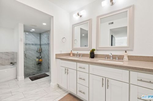 1840 Sandcliff Rd, Palm Springs CA  92264-4844 exterior