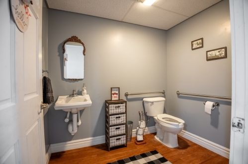 404 Main St, Greenville PA  16125-1773 exterior