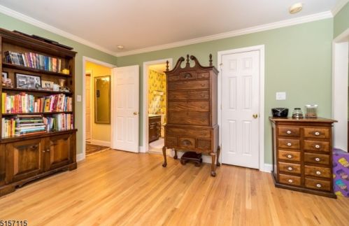 6 Cheryle Way, Annandale NJ  08801-3416 exterior